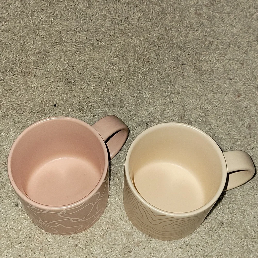 Set of Two Mugs by Whitney Kerney NEW - Picture 3 of 7